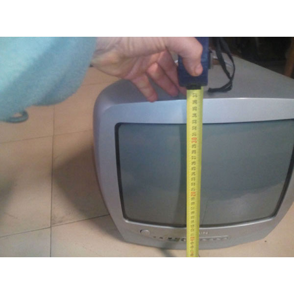 REGALO televisor philips pequeo 2